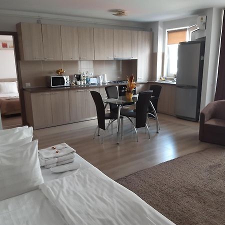 Apartament Marcel - Coresi Mall Braşov Exterior foto
