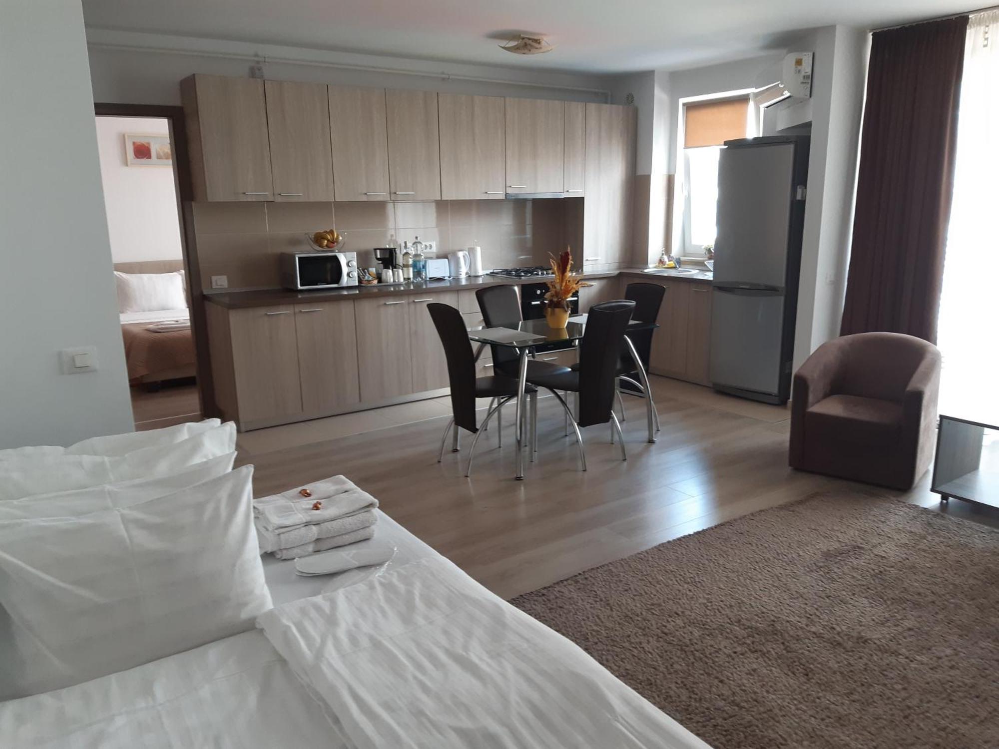 Apartament Marcel - Coresi Mall Braşov Exterior foto